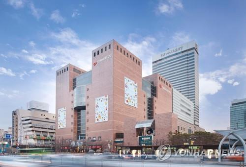 보복소비 역기저효과에…백화점업계, 3분기 성적표도 흐림 전망_이미란