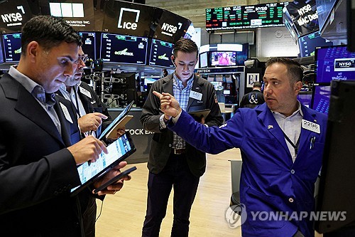 WSJ "채권 대학살 이후 터진 전쟁…주식시장, 안주하지 말라"_이재헌