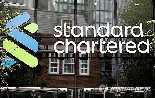 [금통위 인터뷰] SC "10월 만장일치 동결…이·팔 확전 여부 주시"_윤시윤
