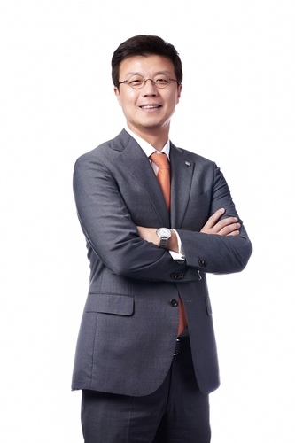 미래에셋운용 2대표이사·4총괄대표…'글로벌 AMP 1기' 최창훈·이준용 각자 대표_정필중