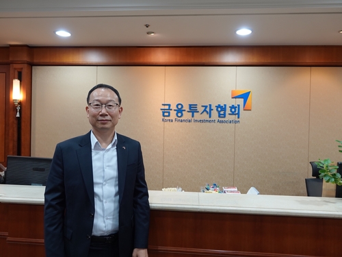 [금융가 사람들] 70돌 맞은 금투협 이창화 전무…'개인의 기관화'_장순환