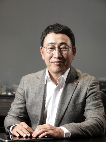 유영상 SKT 사장 "'실사구시'로 AI 성과 만들자"_김학성