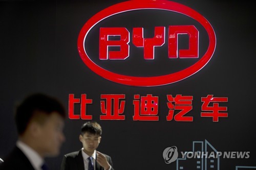 中 전기차 왕좌 바뀔 듯…비야디, 4분기 판매량 호조_이재헌