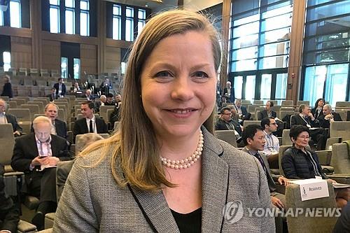 매파 보먼 연준이사 입장 변화…"추가 인상 없이 인플레 하락 가능"_강수지