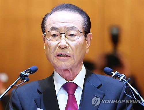 윤세영 태영 회장 "필요시 SBS·티와이홀딩스 지분 담보 제공"(상보)_이미란