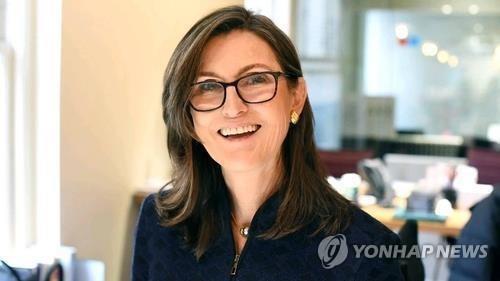 비트코인 현물 ETF 거래 첫날…그레이스케일 ETF로 거래 집중_윤영숙
