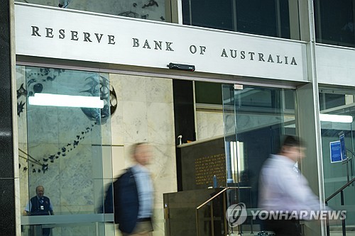 IMF "호주, 기준금리 더 올리고 재정 축소해야"_이재헌