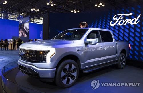 포드, 전기차 F-150 라이트닝 생산 축소_윤영숙