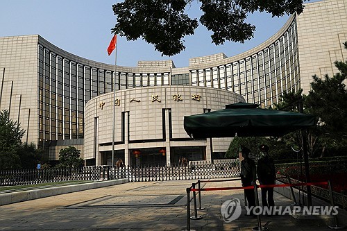 中 인민은행 총재 "위안화 기본적으로 안정적 유지…유동성 지원"(상보)_윤시윤