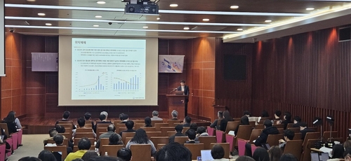 자본연 "올해 연준 1%·한은 0.5% 인하…증권사 임직원 감소"_서영태