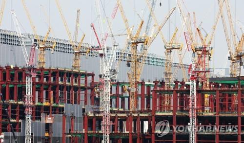 삼성전자, 평택 P5 장비 계약 시작…"투자 기조 유지"_김경림