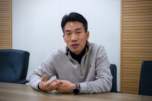 [인터뷰] 공학→회계→거시경제…백석현 신한은행 이코노미스트_이규선