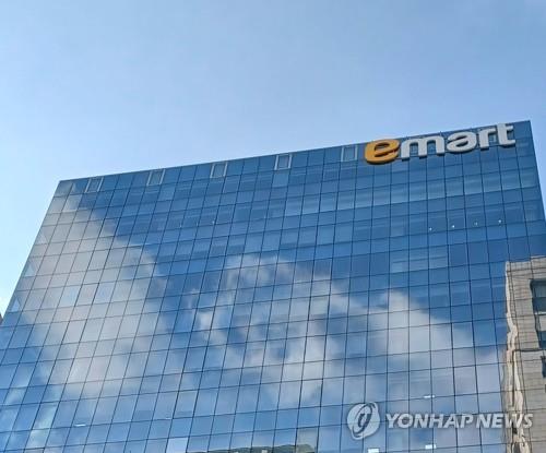 이마트, 신세계건설 부진에 작년 영업손실 469억원…어닝쇼크_이미란