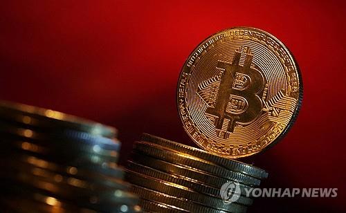 비트코인·주식 상관관계 다시 높아질 것…"ETF 영향"_윤시윤
