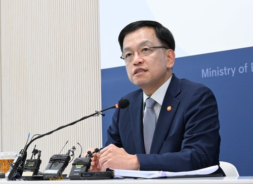 최상목 "올해 대규모 세수결손 가능성 크지 않아…1월 플러스"_최욱