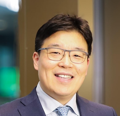 유럽계 로베코운용 "코리아 디스카운트 해소로 한국 주식 오를 것"_서영태