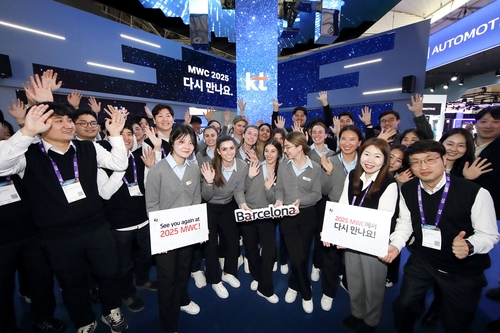 KT, MWC 전시관에 글로벌 주요 인사 방문…M360 유치 성과도_김학성