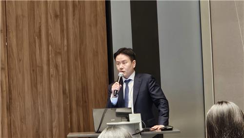 차파트너스 "금호석유 사외이사에 김경호 KB 이사회 의장 추천"_김학성