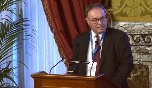 BOE 총재 "정책 완화 전에 얼마나 오래 유지할지 평가해야"_정선영