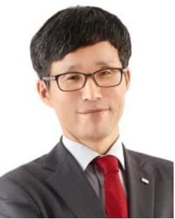'채권통'에 바통 넘긴 흥국운용…이두복號 과제는_정필중