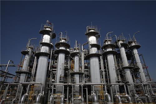 금호석유 주총 앞두고 글로벌 연기금 판단 엇갈려_김학성