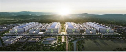 산업장관 "반도체 클러스터 속도전에 전 부처 합심 대응"_이효지