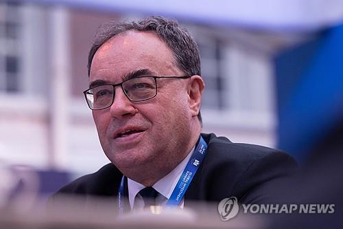 베일리 BOE 총재 "경제 낙관적…인하 기대 합리적"_강수지