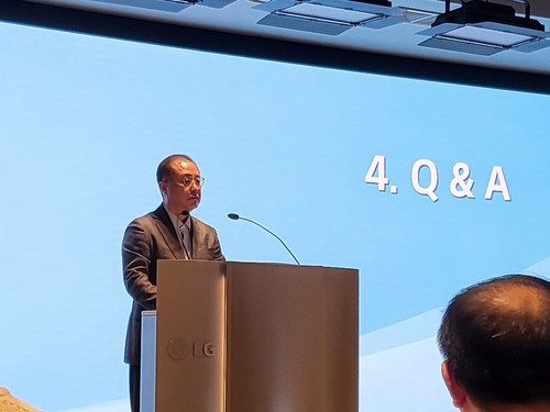 LG엔솔 주주들, 주총서 前대표 찾은 까닭은_유수진