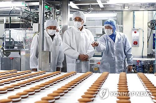 오리온 청주공장 방문한 한훈 농림축산식품부 차관