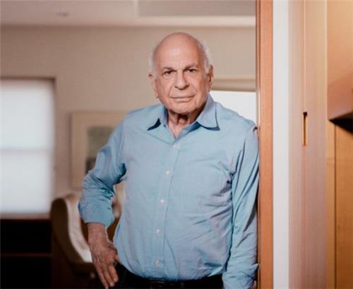 노벨상 받은 행동경제학 선구자 대니얼 카너먼, 90세로 사망_강수지