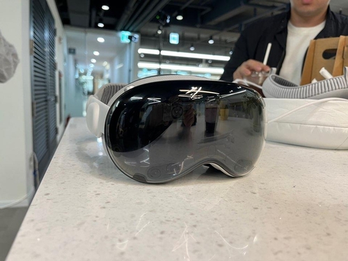 SF 마니아는 '빠져들었다'…애플 비전프로 1시간 써보니_김경림