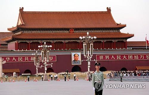 反美·위안화 극복할 수 있나…中 위기 더 암울하게 보는 이유_이재헌