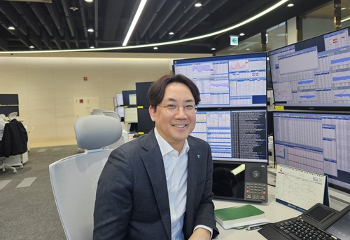 [딜링룸 탐방] 이상필 하나銀 부장 "AI 트레이딩 본격화할 것"_김정현