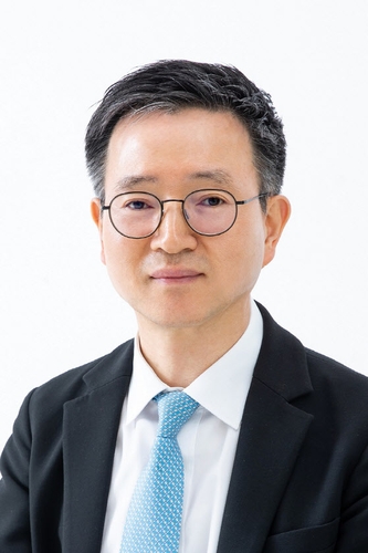 [VC, 퇴직연금 러브콜④] 윤건수 VC협회장 "제도적·정책적 설득 위해 연구 한창"_양용비