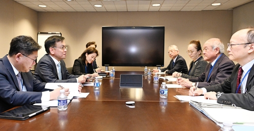 韓·日 재무장관, 공동 구두개입…"엔, 원약세 심각·적절한 조처"_노현우