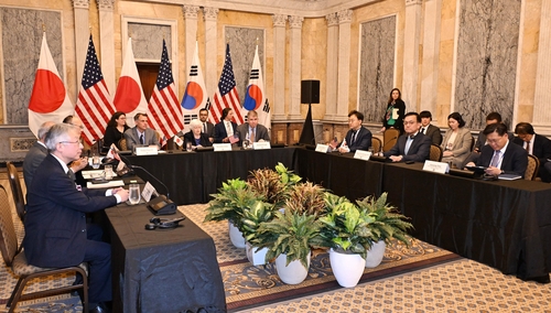 한미일 재무장관, 공동선언문서 '엔화·원화 절하, 심각한 우려' 명시_노현우