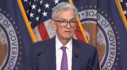 파월 '고용 약화시 금리인하 가능…인상 가능성 없다'(상보)_정선영