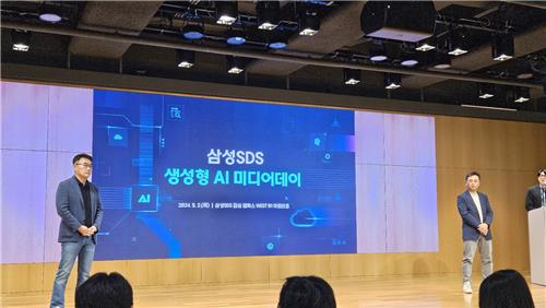 구형준 삼성SDS 클라우드서비스사업부장(왼쪽)과 송해구 삼성SDS 솔루션사업부장