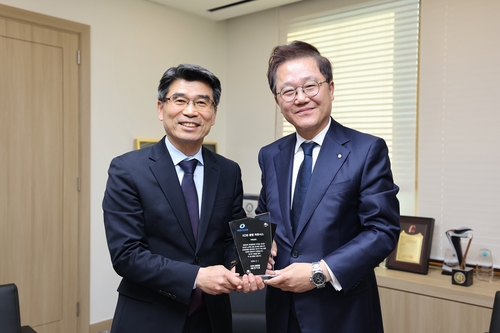 산은, 창립 70주년 기념 'KDB 동행파트너스' 대상기업 100곳 선정_김용갑