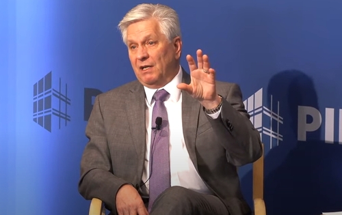 사진 출처: 피터슨국제연구소 유튜브 캡쳐.