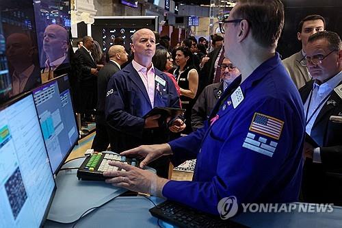 뉴욕증시, 팬데믹 이후 첫 CPI 둔화·기술주 피로감…혼조 출발_김현