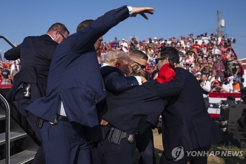 [트럼프 피격] 배런스 "혼란에 빠진 美 대선…분열 심화 우려"_정윤교