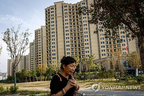 中 6월 주택가격 전월비 0.67%↓…12개월 연속 하락(상보)_강수지