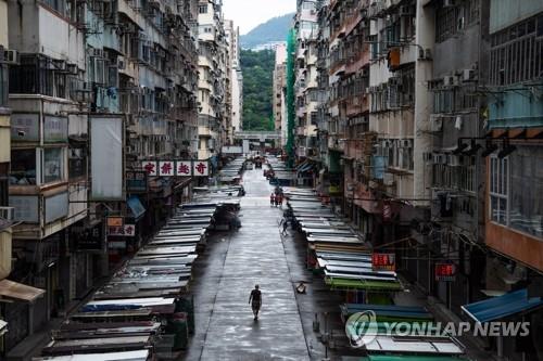 주요 IB, 中 경제 전망 일제히 하향 조정…홍콩 증시 하락_윤시윤