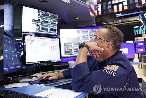 뉴욕증시, 글로벌 IT 대란 여파 속에 순환장세 지속…하락 출발_김현