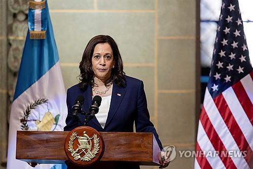 [바이든 사퇴] 부동층 표심은 어디로…NYT가 전한 분위기_이재헌