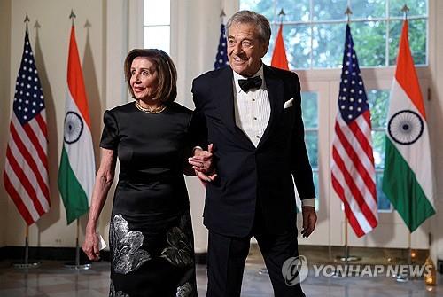 펠로시 전 美 하원의장 남편, 엔비디아 추가 매입하고 MS 지분 축소_강수지