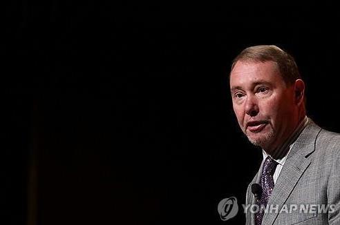 채권왕 건들락 "연준 향후 1년간 150bp 인하…BB급 하이일드 주목"_배수연