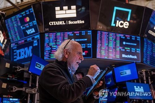 [亞증시-종합] 美 기술주 훈풍에 상승…中만 하락_이재헌