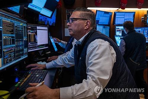 뉴욕증시, 변동성 지속·차익실현 매물 출회…보합 출발_김현